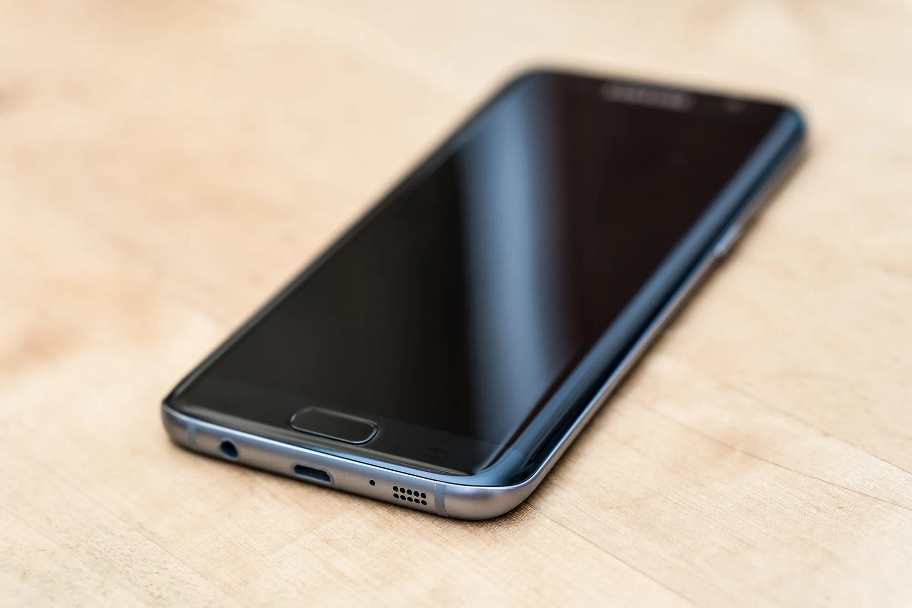 Samsung Galaxy S7 Edge on Carphone