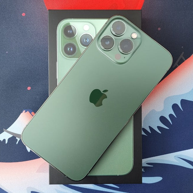 Exploring the Elegance: iPhone 13 Pro Max Green Back Glass
